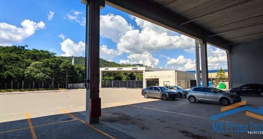 GALPÃO 2700m² Pé Direito 12m Piso 6T/m² p/ Locação em condominio Barueri/SP