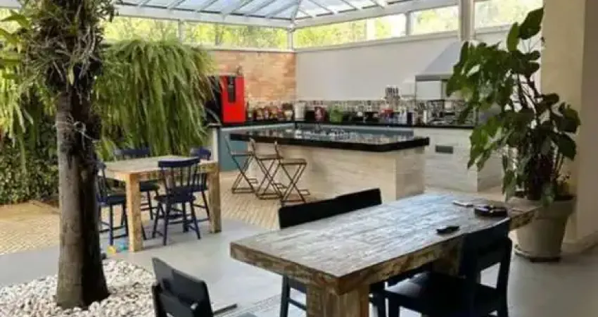 Casa de Condomínio com 4 Quartos à venda, 460m² - Alphaville.