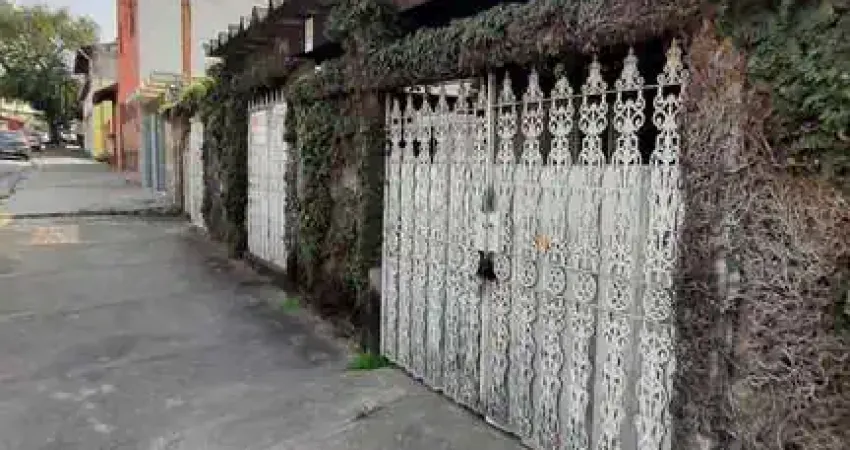 Terreno com casa antiga, jardim das flores, Osasco.