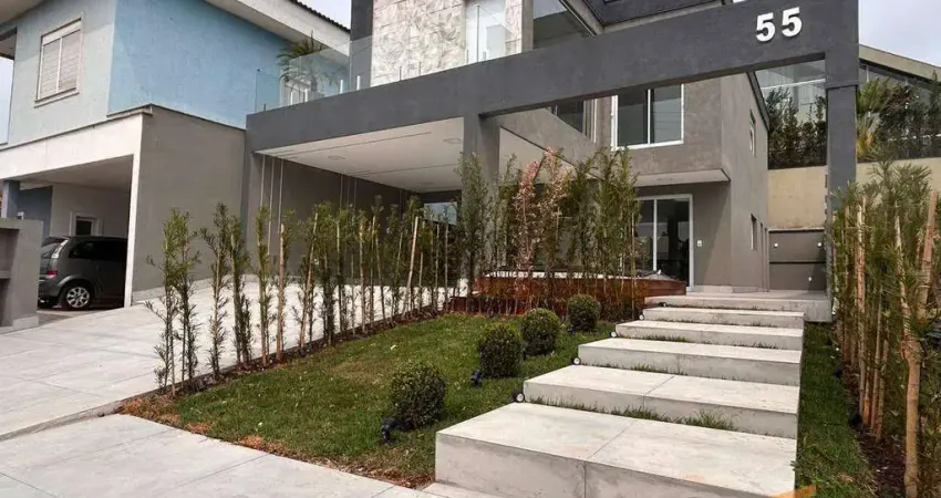 VENDE Casa de Condomínio com 220m² A.C. Com 03 Suítes - QUINTAS DO INGAÍ