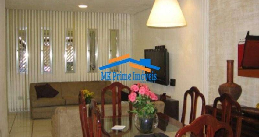 Casa Térrea com 3 dormitórios à Venda, 253 m² - Jaguaribe.