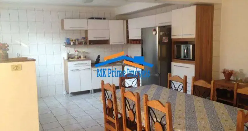 Casa Assobradada c/150m², 3 Quartos, 4 Vagas e Quintal-Jaguaribe-Osasco/SP