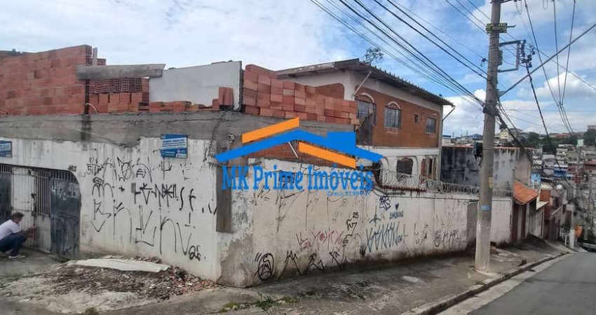 Terreno com Casa 170m², Material de Construção Incluso.