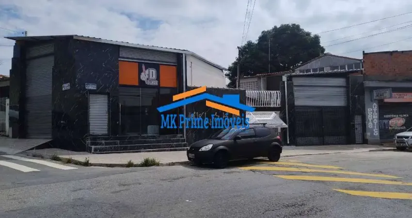 Imperdível: Imóvel para Investidor com 2 Salões e 2 Casas Residenciais.