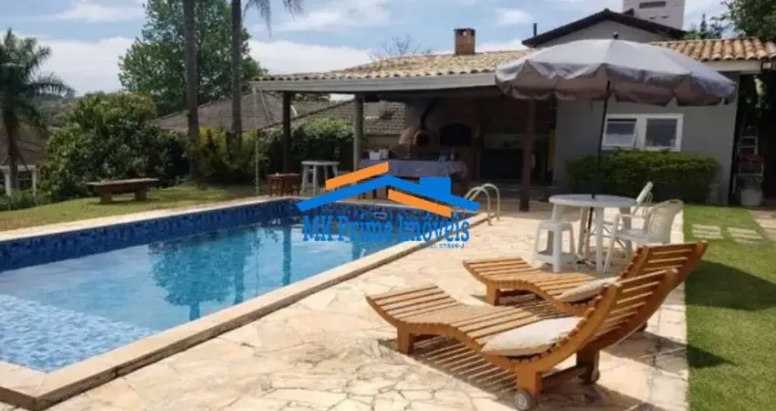 Vende/ Aluga casa em Condomínio com 1416m² de Terreno - GRANJA VIANA.