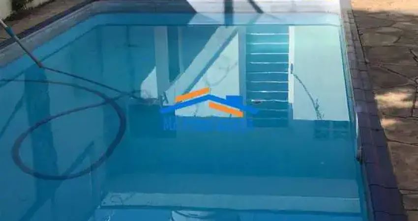 Sobrado com 5 Quartos e 3 banheiros à Venda, 420m² - Presidente Altino