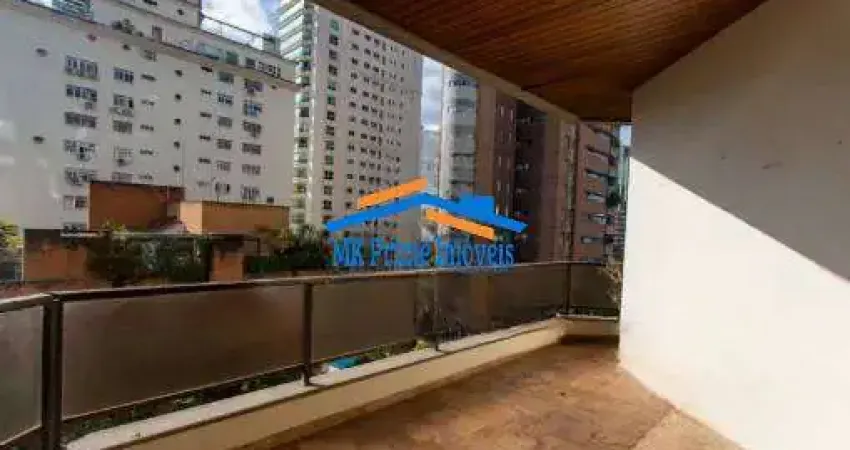 Apartamento com 3 Quartos e 5 banheiros à Venda, 200 m² - Itaim Bibi