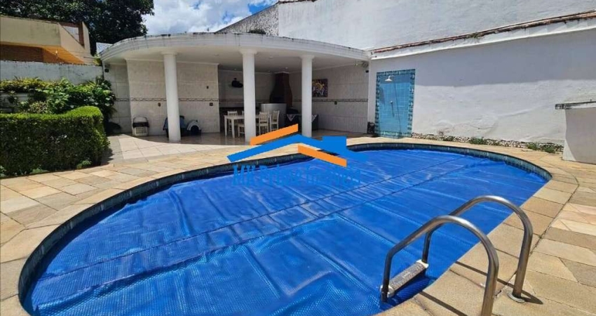 Belíssima Casa de 500m² - 4 Suítes - 3 Vagas - Parque Dos Príncipes - SP
