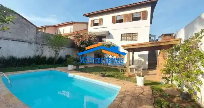 Sobrado 4 Dorm/2 Suítes - Lareira - Escritório - Piscina