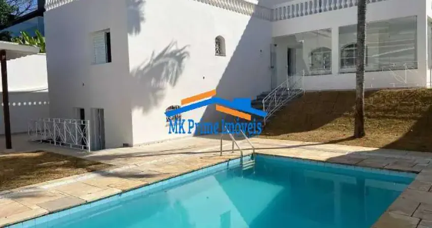 Casa de alto padrão • 550m² • lazer completo • recém revitalizada