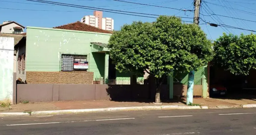 Casa Térrea no Bairro Amambaí