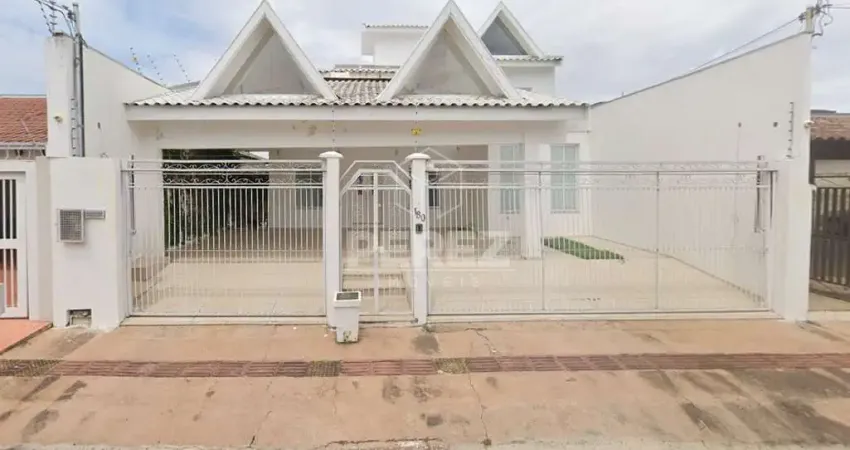 Casa com 3 quartos à venda na Rua Taioba, Cidade Jardim, Campo Grande