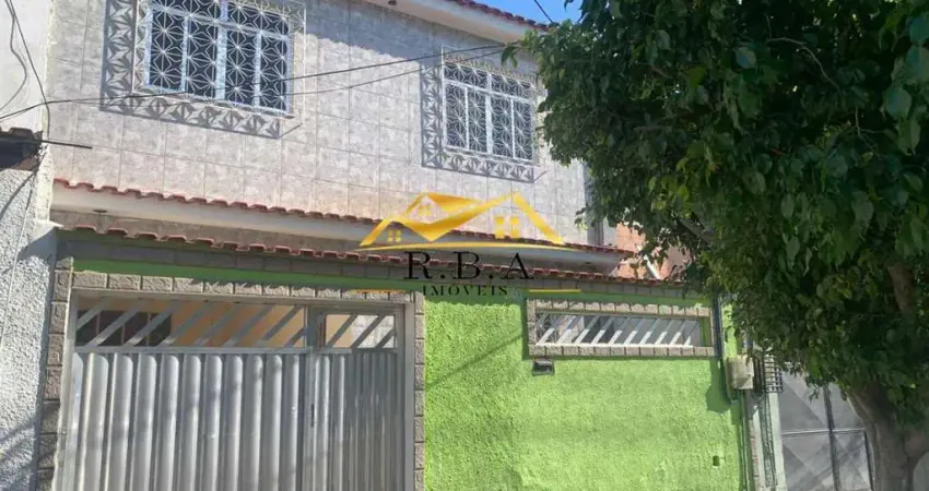 Casa com 3 quartos para alugar na Rua Coruripe, Marechal Hermes, Rio de Janeiro