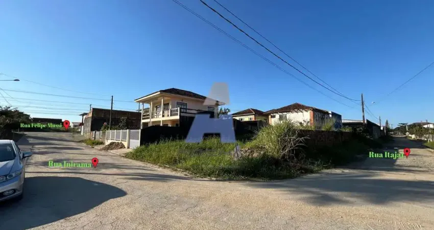 Terreno à venda na Rua Inirama, Ubatuba, São Francisco do Sul