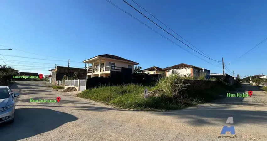 Terreno à venda na Rua Inirama, Ubatuba, São Francisco do Sul