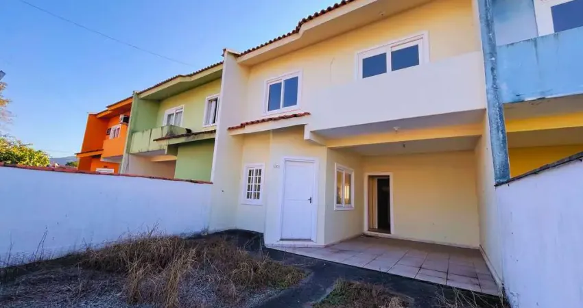 Casa com 3 quartos à venda na Rua das Hortências, 158, Centro, São Francisco do Sul