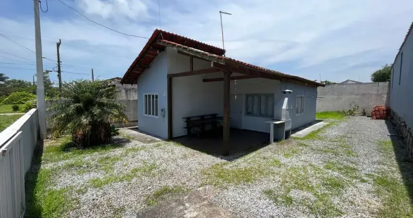 Casa com 2 quartos à venda na Rua Piçarras, Ubatuba, São Francisco do Sul