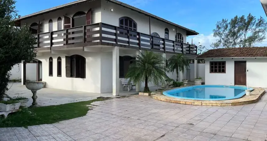 Casa com 4 quartos à venda na Travessa Farroupilha, Praia Grande, São Francisco do Sul