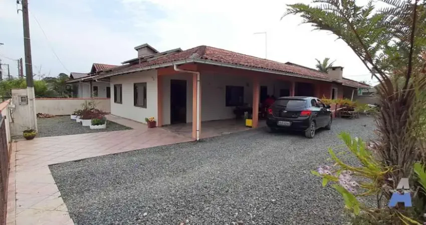 Casa com 3 quartos à venda na Rua João Paulo II, Ubatuba, São Francisco do Sul