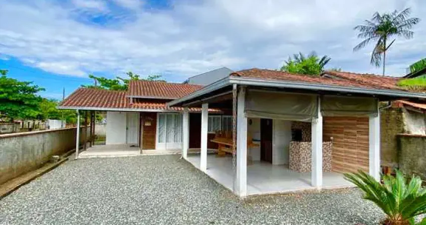 Casa com 3 quartos à venda na Rua Catanduvas, 1044, Ubatuba, São Francisco do Sul