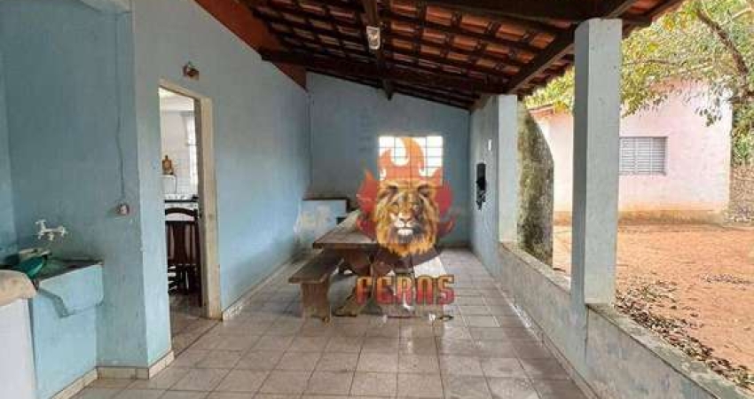Chácara com 2 dormitórios à venda, 1400 m² por R$ 300.000,00 - Cercado - Araçoiaba da Serra/SP