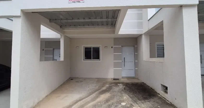 Sobrado para venda com 93m² com 2 suítes, 1 lavabo e 2 vagas em Jardim Simus - Sorocaba - SP