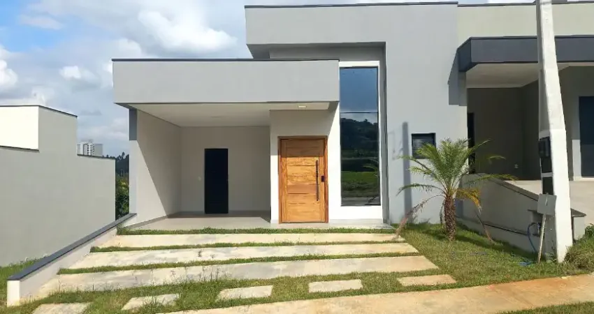Lindo Casa Térrea de  147m² à venda no excelente  Condomínio  Fechado Gran Reserve em  Indaiatuba- SP.