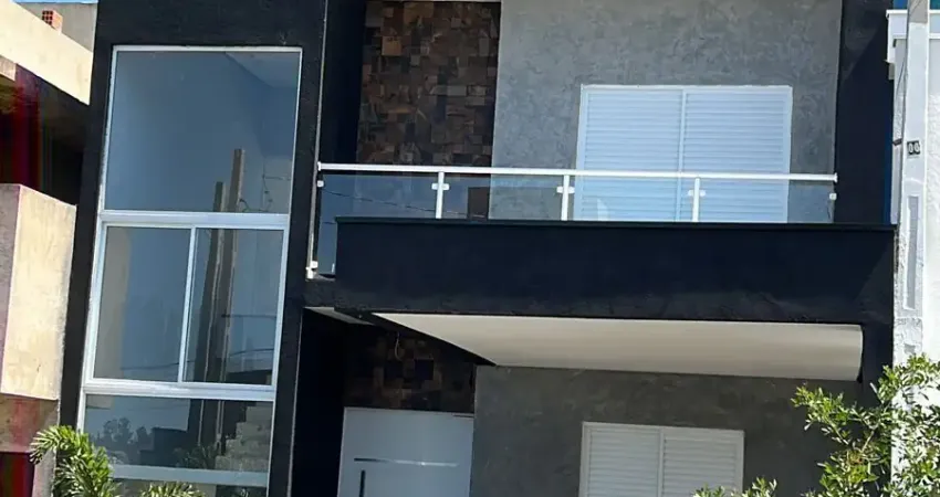 Lindo Sobrado de  170m² à venda no excelente  Condomínio   Fechado  Horto Florestal Villagio-  Sorocaba - SP.