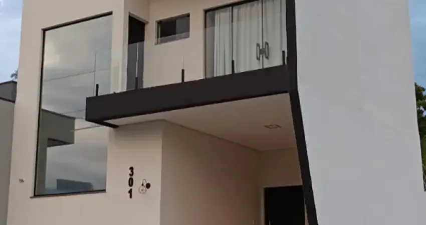 Lindo Sobrado de 135m² de área Construída e Terreno 208m² à venda no excelente Condomínio Fechado Gran Reserve em Indaiatuba- SP.