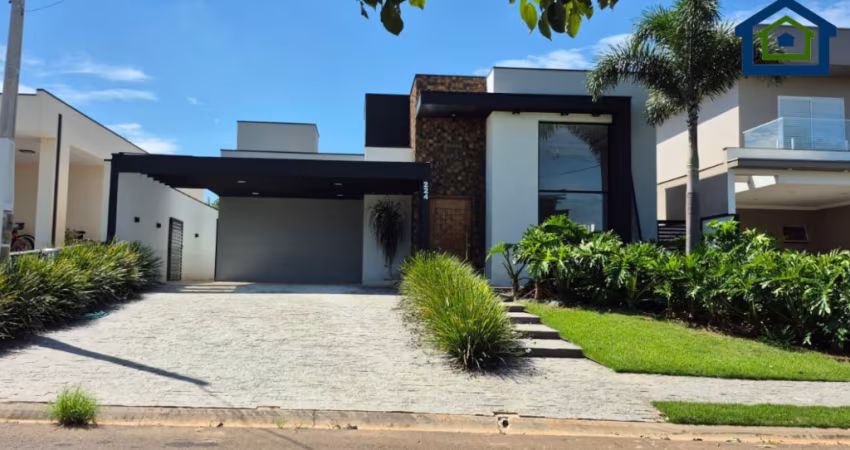 Linda Casa Térrea de 204m2, e Terreno 420m2, em Condomínio Fechado Solares Resort em Boituva- SP.