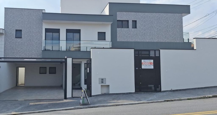 Lindo Sobrado à Venda com 179m² no Bairro Assunção em São Bernardo do Campo - SP
