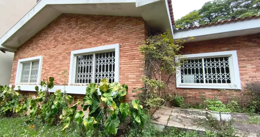 Casa térrea estilo rústica à venda com 200m² de área construída, terreno amplo com 13 x 35,5 m = 461,5 m², no bairro anchieta em são bernardo do campo - sp.