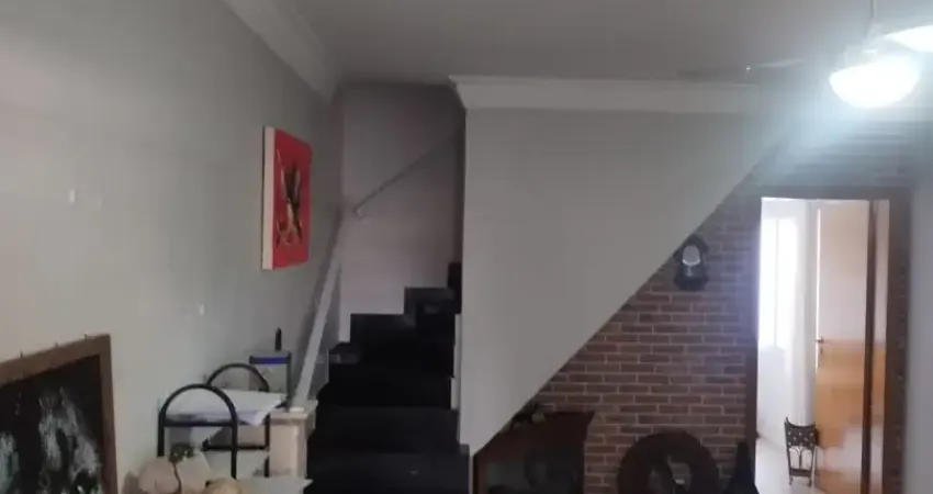 Sobrado de 237m² de área construída, terreno de 127m², no bairro rudge ramos em são bernardo do campo - sp.