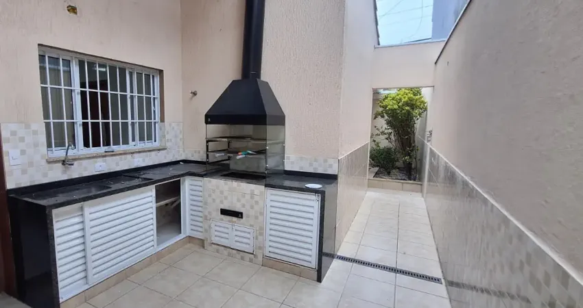 Linda Casa Térrea à venda com 160,51m² de Área Construída, terreno de 170m², no bairro Assunção - São Bernardo do Campo - SP.