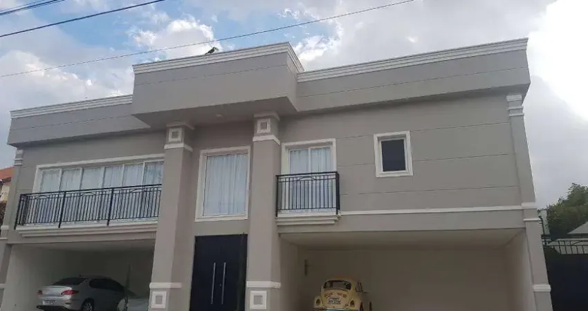 Linda Casa com 400m² à venda com 03 Dormitórios, no Condomínio Fazenda Imperial - Soroca