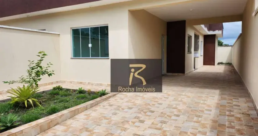 Casa com 2 dormitórios à venda, 70 m² por R$ 330.000,00 - Estância São José - Peruíbe/SP