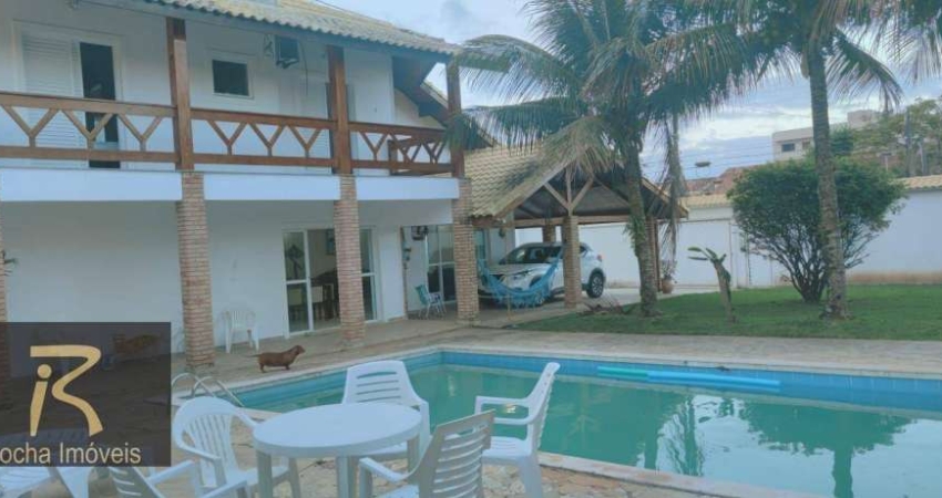 Excelente Casa dois lote Alto Padrão com 4 dormitórios sendo 3 suites R$ 1.200.000.00  Balneario Stella Maris - Peruíbe/SP