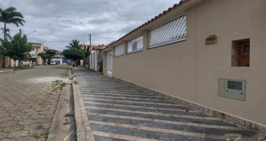 excelente casa com 3 dormitórios sendo 1 suite  300 mts da praia R$ 550.000 - Jardim Ribamar - Peruíbe/SP