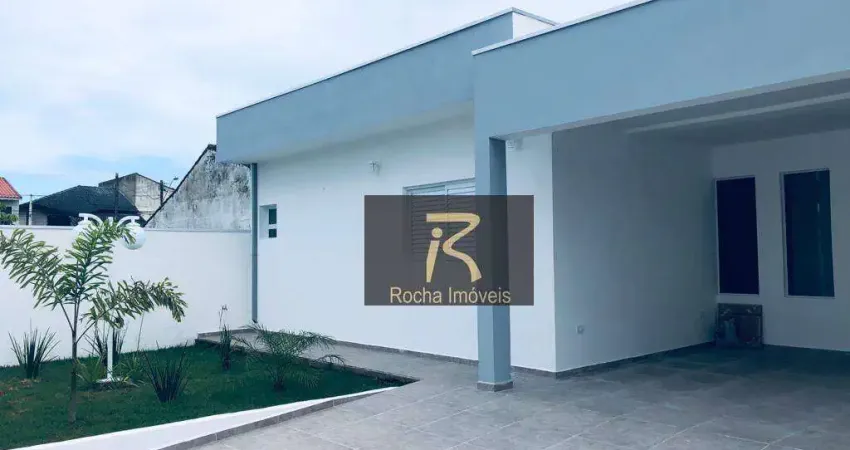 Casa com 3 dormitórios à venda, 129 m² por R$ 630.000,00 - Estância São José - Peruíbe/SP