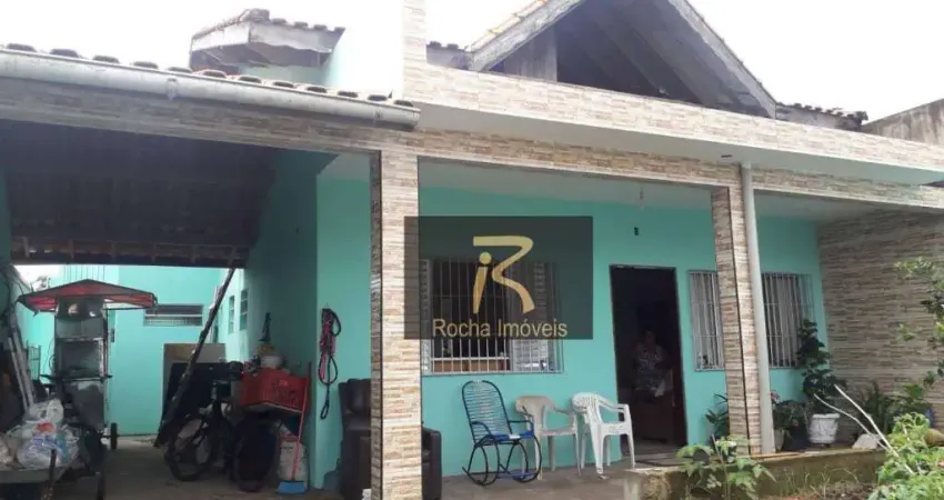 Casa com 3 dormitórios à venda por R$ 350.000,00 - Estância São José - Peruíbe/SP