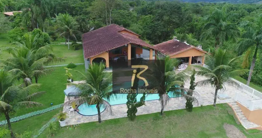 Sítio com 3 dormitórios à venda, 1504 m² por R$ 1.500.000,00 - Santa Rita do Ribeira - Miracatu/SP