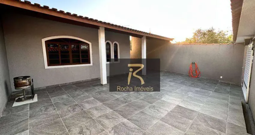 Casa com 3 dormitórios à venda, 145 m² por R$ 530.000,00 - Jardim Star - Peruíbe/SP