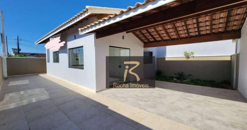 Casa 1.800m da praia com 2 dormitórios à venda, 81 m² por R$ 350.000 - Jardim Barra de Jangadas - Peruíbe/SP
