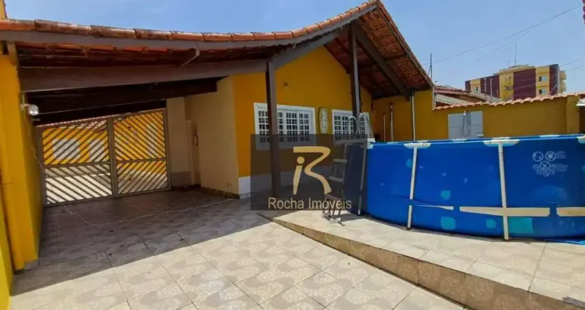 Casa com 4 dormitórios sendo 2 suíte , edícula e espaço para fazer piscina  R$ 500.000.00- Balneário Três Marias