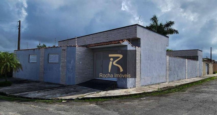 Casa com 2 dormitórios à venda, 132 m² por R$ 440.000,00 - Estância Balneária Belmira Novaes - Peruíbe/SP