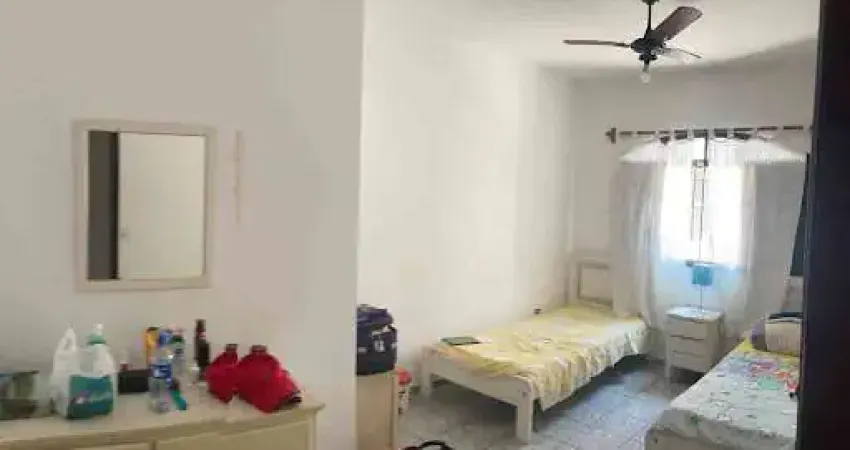 Casa Maravilhosa a 100m da Praia – Conforto e Lazer para Você!  ? 03 dormitórios (sendo 01 suíte) ? Piscina para curtir com a família ? Churrasqueira
