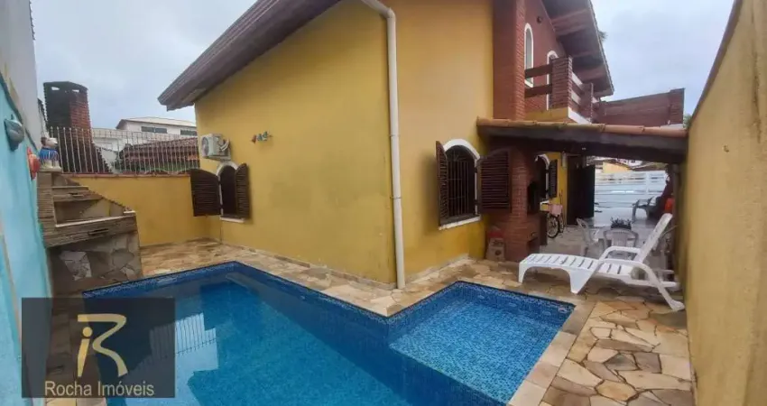 Casa com 3 dormitórios à venda, 147 m² por R$ 580.000,00 - Estância São José - Peruíbe/SP