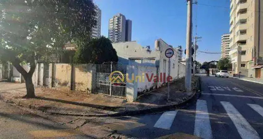 Terreno à venda, 270 m² por R$ 380.000,00 - Vila Jaboticabeira - Taubaté/SP