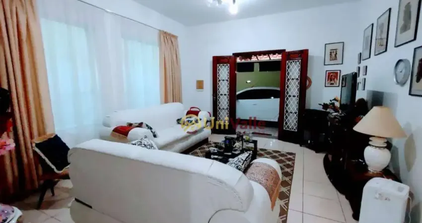 Casa com 4 dormitórios à venda, 239 m² por R$ 1.000.000,00 - Jardim Santa Clara - Taubaté/SP