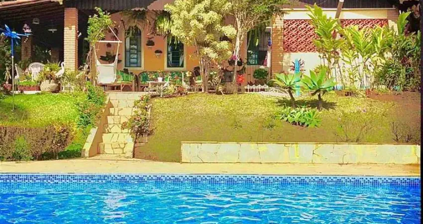 Chácara com 3 dormitórios à venda, 3902 m² por R$ 890.000 - Sapé 1 - Caçapava/SP